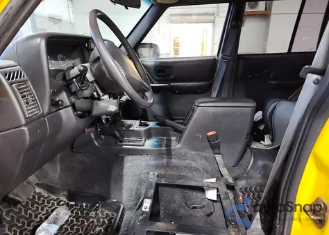 2001 Jeep Cherokee Sport from USA, damaged, VIN 1J4FF48S91L591011